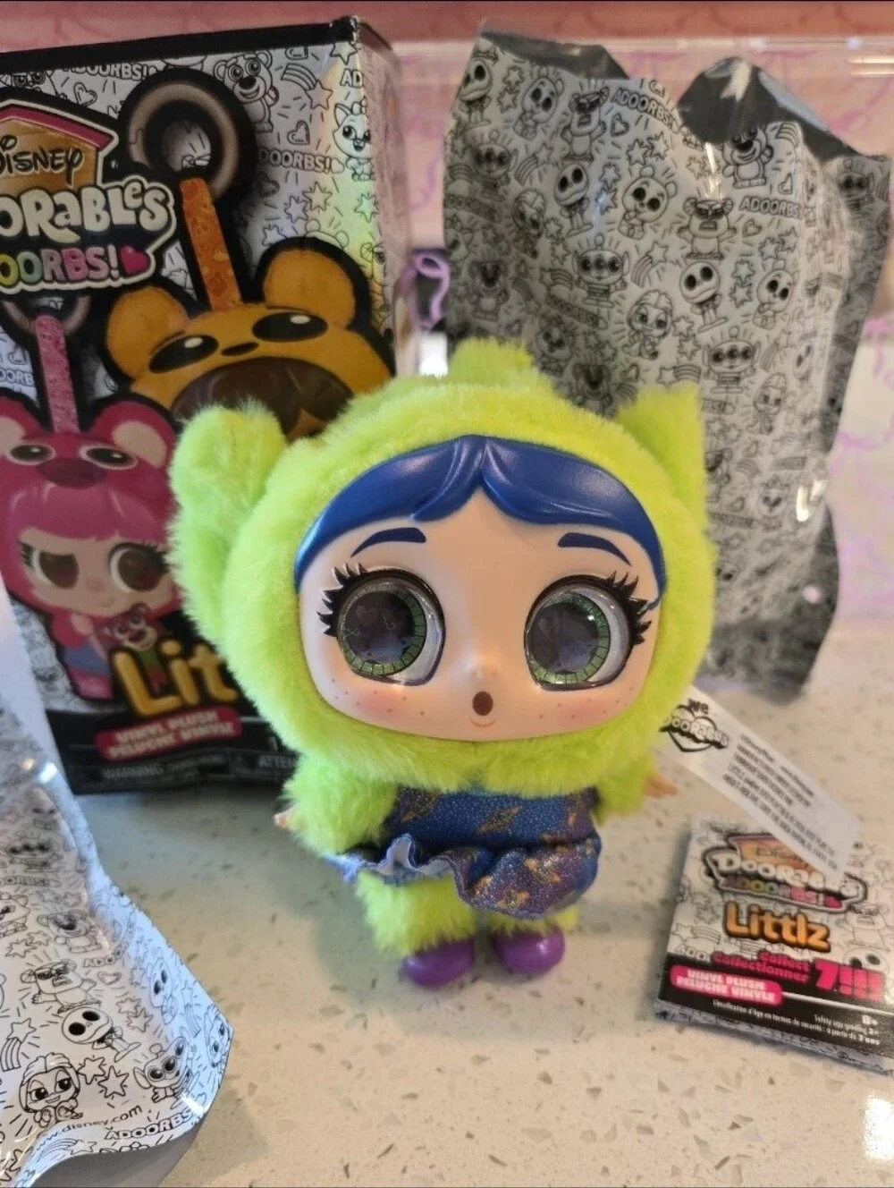 Doorables Adoorbs! Littlz Vinyl Plush 07 Hayden